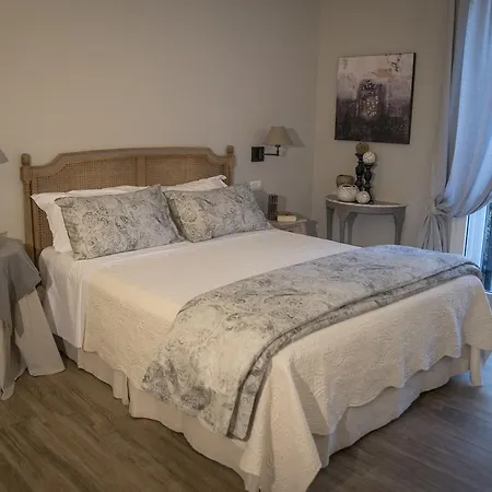 La Dimora Del Garda Bed and Breakfast Σιρμιόνε