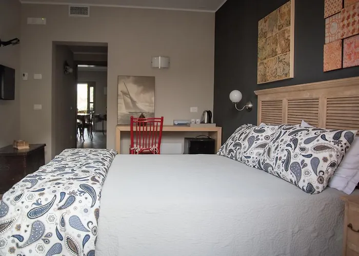 La Dimora Del Garda Bed & Breakfast 3*
