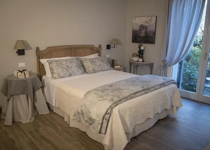 La Dimora Del Garda Bed & Breakfast Sirmione