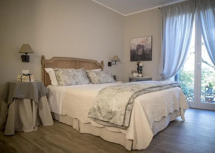 La Dimora Del Garda Bed & Breakfast Sirmione