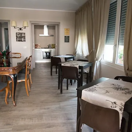 Bed & Breakfast La Dimora Del Garda 3*