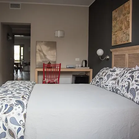 La Dimora Del Garda Bed & Breakfast 3*