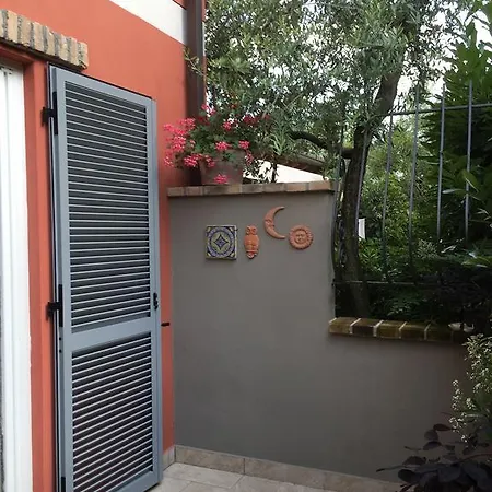 La Dimora Del Garda Bed & Breakfast Sirmione